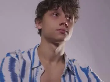 ravyn_nyx – webcam model profile photo Image 13