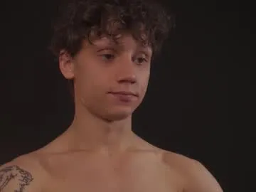 ravyn_nyx – webcam model profile photo Image 3