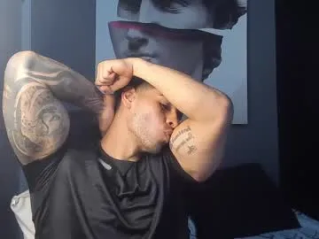 lary_holly – webcam model profile photo Image 16