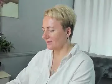 loving_ladies – webcam model profile photo Image 17