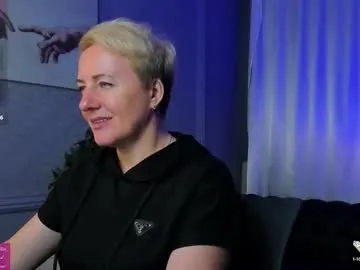 loving_ladies – webcam model profile photo Image 18