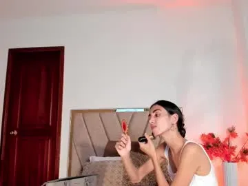 ninacavallli Image 11