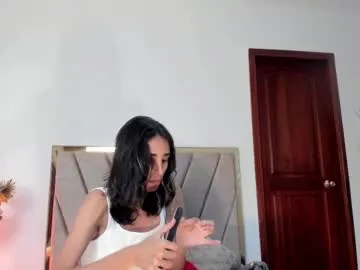 ninacavallli Image 15