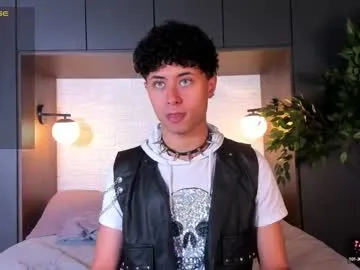 loving_ladies – webcam model profile photo Image 17