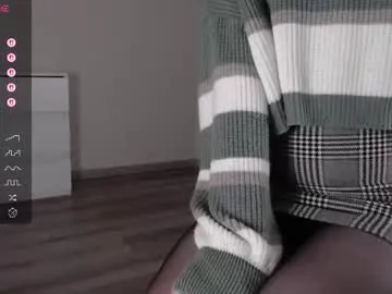 realtryit – webcam model profile photo Image 8