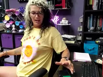 loving_ladies – webcam model profile photo Image 3