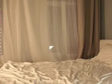 KateGale – webcam model profile photo Image 15