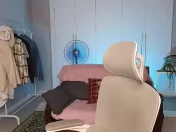 loving_ladies – webcam model profile photo Image 4