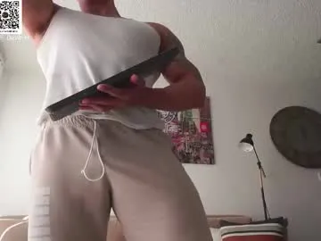 playussoftly – webcam model profile photo Image 17