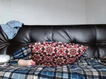 pinkypuppa – webcam model profile photo Image 13