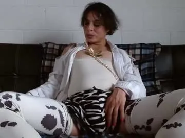 pinkypuppa – webcam model profile photo Image 6