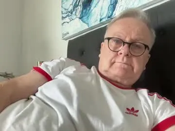 kira0541 – webcam model profile photo Image 3