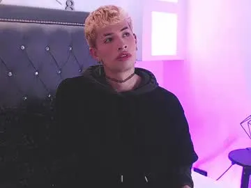 sexxxsirens – webcam model profile photo Image 4