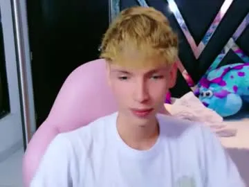 mason_gallagher – webcam model profile photo Image 10