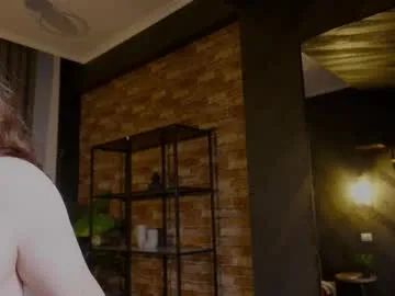 keziakinlley – webcam model profile photo Image 4