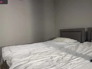 lust_one – webcam model profile photo Image 8