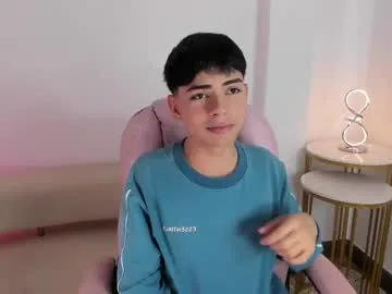 mattiestreams69 – webcam model profile photo Image 4