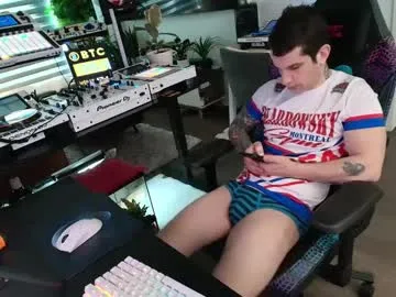 mylesandmaxxx06 – webcam model profile photo Image 4