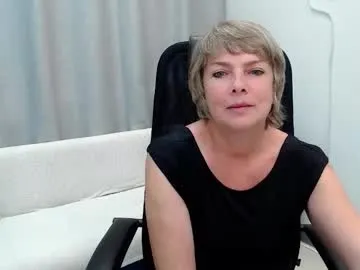 LunaWinks – webcam model profile photo Image 9