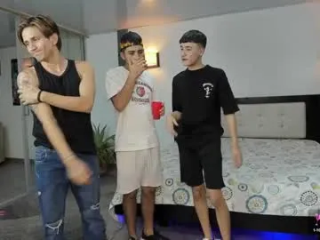 sexy_vania – webcam model profile photo Image 2