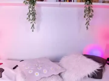 your_dolls – webcam model profile photo Image 11