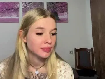 ventus_12 – webcam model profile photo Image 11