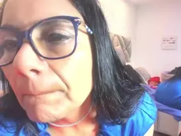 ZoeMendoza – webcam model profile photo Image 6