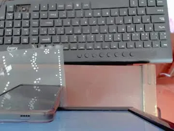 pinkypuppa – webcam model profile photo Image 16