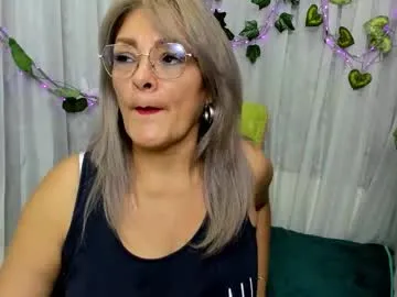 loving_ladies – webcam model profile photo Image 14