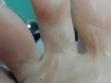 loving_ladies – webcam model profile photo Image 9