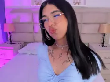 seraphina_leroux_lashes – webcam model profile photo Image 2