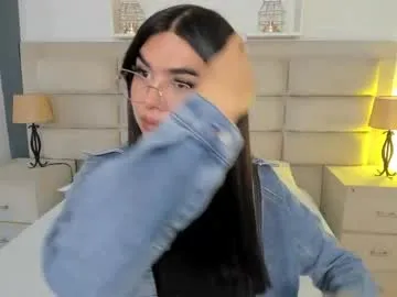 seraphina_leroux_lashes – webcam model profile photo Image 3