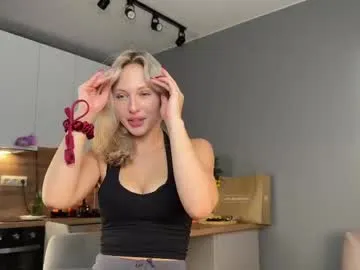 roselyn_rose Image 18