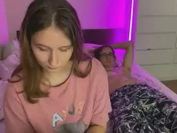 your_dolls – webcam model profile photo Image 15