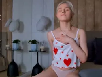 loving_ladies – webcam model profile photo Image 12