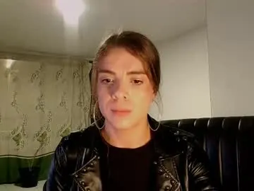 petites_perles – webcam model profile photo Image 7