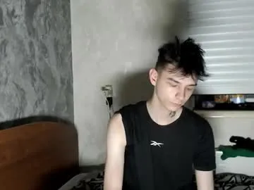 paronti – webcam model profile photo Image 2