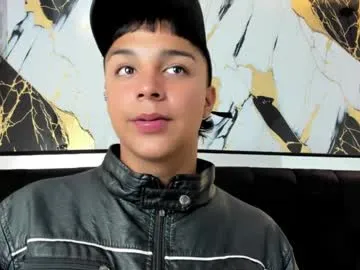 loving_ladies – webcam model profile photo Image 8