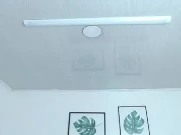 loving_ladies – webcam model profile photo Image 8