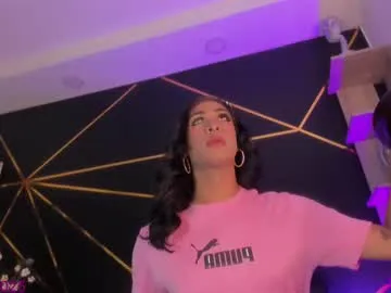 pinkypuppa – webcam model profile photo Image 7