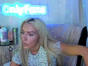 kira0541 – webcam model profile photo Image 2