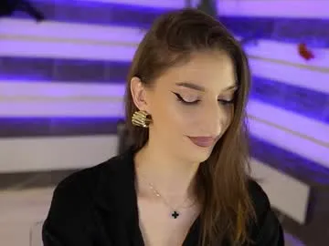 loving_ladies – webcam model profile photo Image 8