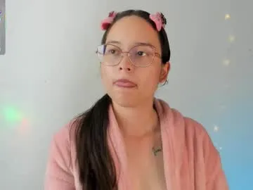 playussoftly – webcam model profile photo Image 8