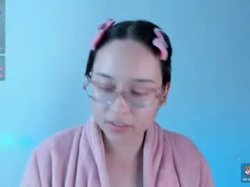 playussoftly – webcam model profile photo Image 9