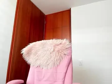 wet_dreamm22 – webcam model profile photo Image 11