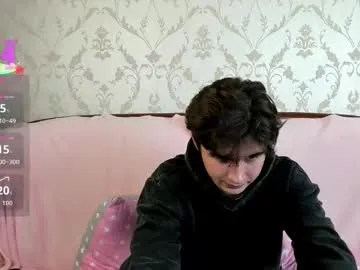 oliverfresh – webcam model profile photo Image 11