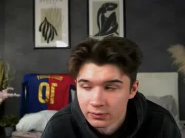 oliverfresh – webcam model profile photo Image 2