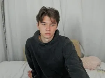 oliverfresh – webcam model profile photo Image 8