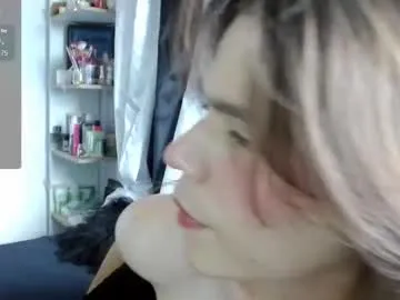 buzz5127 – webcam model profile photo Image 5