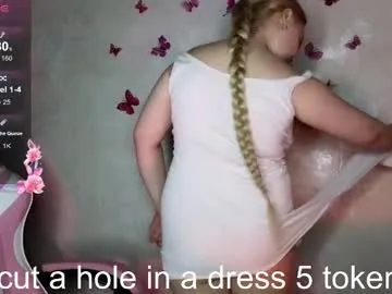 shy_blondiee Image 18